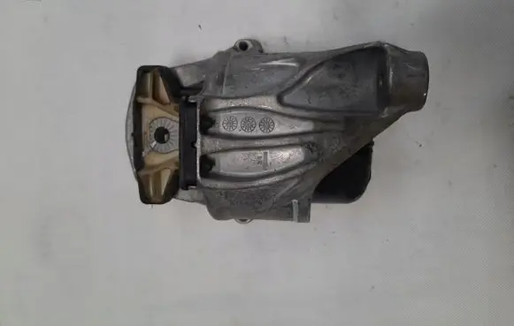 Audi A4 S4 B9 Engine mount bracket 8W0199371DA