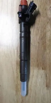 Land Rover Range Rover Sport L494 Fuel injector 0445116051