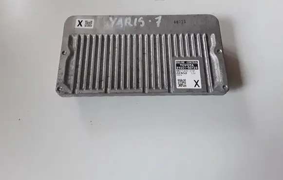 Toyota Yaris Engine control unit/module 896610DT20
