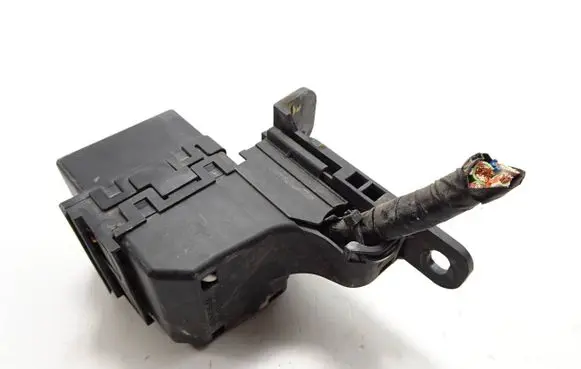 Ford B-MAX Fuse module 2S6T14A076B 1355972