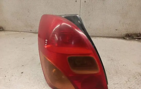 Toyota Corolla Verso E121 Rear/tail lights