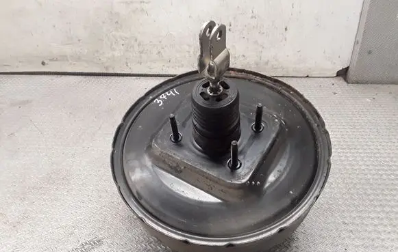 Subaru B9 Tribeca Brake booster F01G061097