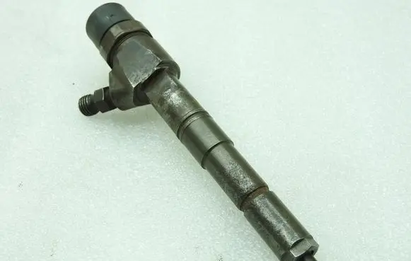 Opel Zafira B Fuel injector 55191958 55192739