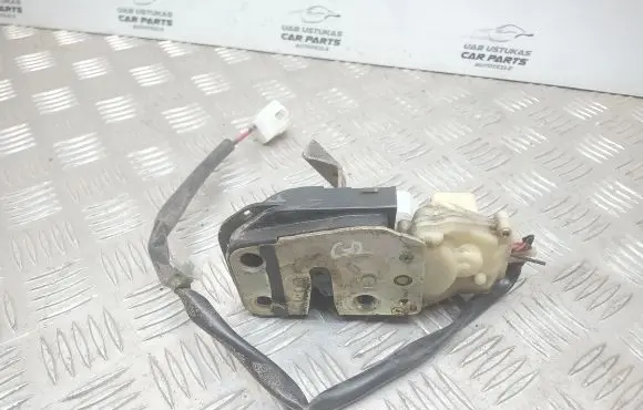 Mazda 626 Rear door lock