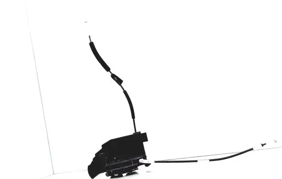 Peugeot 308 Front door lock 9810309380
