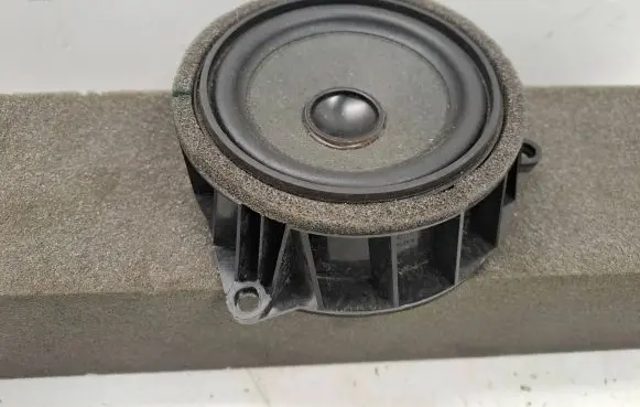 BMW X6 F16 Front door speaker 65139286367