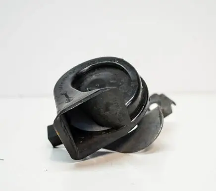 Volkswagen Jetta VI Horn signal 5C0951223C