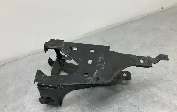 BMW 5 F10 F11 Headlight/headlamp mounting bracket 08499