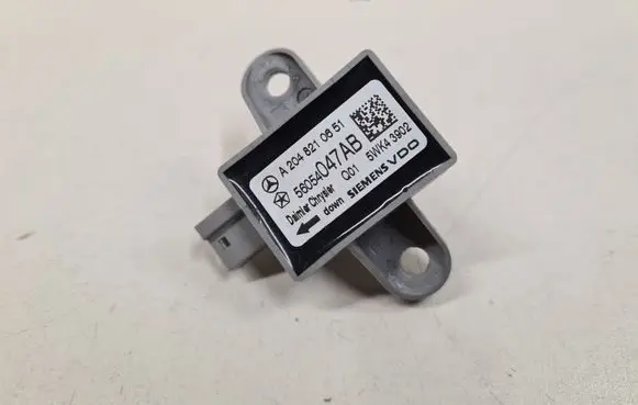 Mercedes-Benz C W204 Airbag deployment crash/impact sensor A2048210651 56054047AB