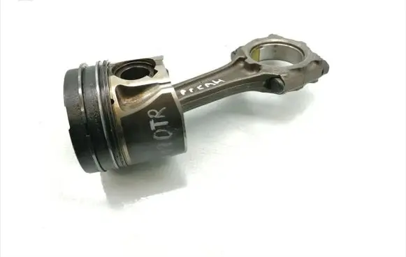 Opel Astra J Piston with connecting rod 