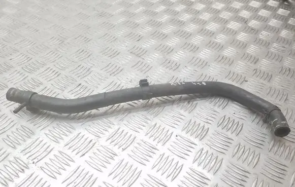 Volkswagen Touareg I Engine coolant pipe/hose