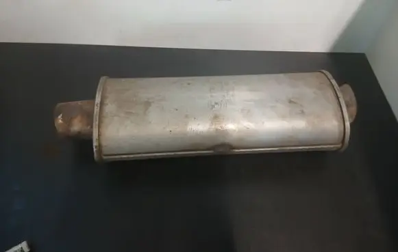 BMW 5 E39 Middle muffler/silencer 7785890 2047922001 0602