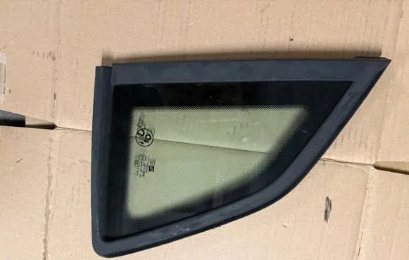 Seat Ibiza V (KJ) Rear side window 6F0845297AB