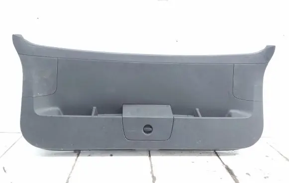Volkswagen Tiguan Tailgate/boot lid cover trim 5G9867605A