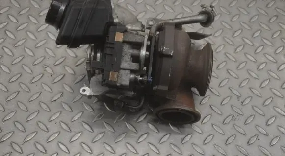 BMW 4 F32 F33 Turbo 7823202 7978630013