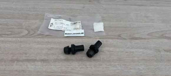 Mercedes-Benz C W204 Tailgate hinge A204743012965