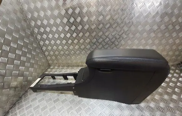 Chrysler 300M Armrest 0969820046
