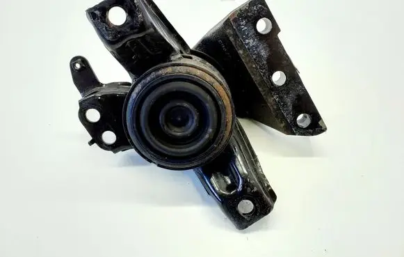 KIA Optima Engine mount bracket 21814C1000