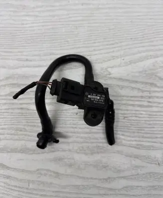 Volkswagen Golf VI Air pressure sensor 0261230170 1K0906207A 100406T0918D
