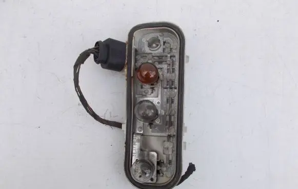 Audi A4 S4 B6 8E 8H Tail light bulb cover holder 8E9945258