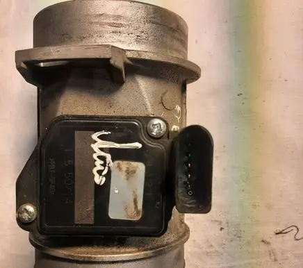 Audi A6 S6 C5 4B Mass air flow meter 54321
