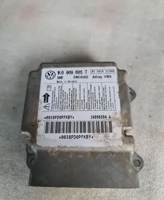 Volkswagen Jetta V Airbag control unit/module 1K0909605T 34060504A 05H020S2300