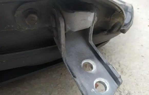 Toyota Corolla Verso E121 Front door upper hinge