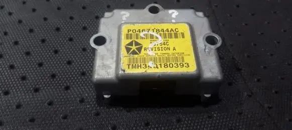 Chrysler PT Cruiser Airbag deployment crash/impact sensor p04671844ac 38754c