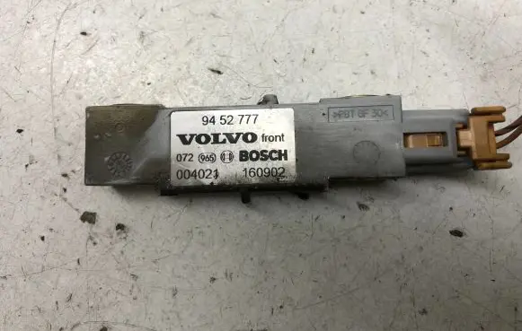Volvo S60 Airbag deployment crash/impact sensor 9452777