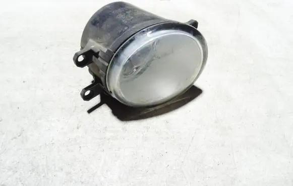 Toyota Avensis T250 Front fog light 812100D041