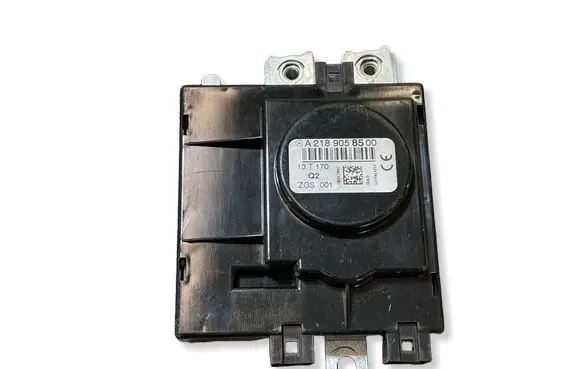Mercedes-Benz CLS C218 X218 Aerial antenna amplifier A2189058500 ZGS001 13T170