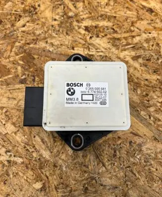 BMW 5 E60 E61 Engine control unit/module 0265005681
