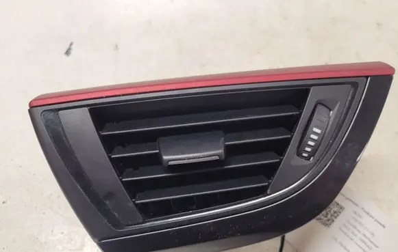 BMW 1 F20 F21 Dashboard side air vent grill/cover trim 920535607