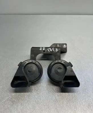 Audi A6 Allroad C6 Horn signal ---