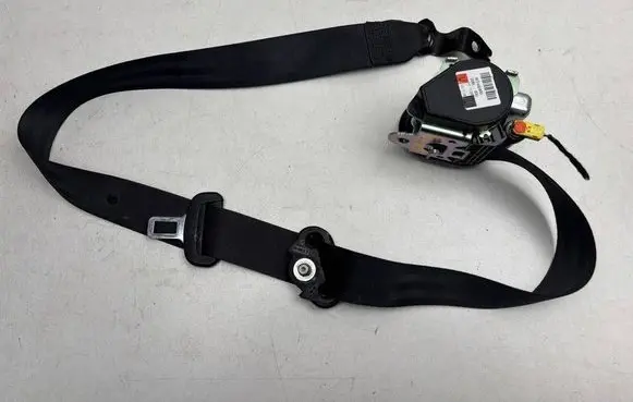 Skoda Rapid (NH) Front seatbelt 5JA857701B