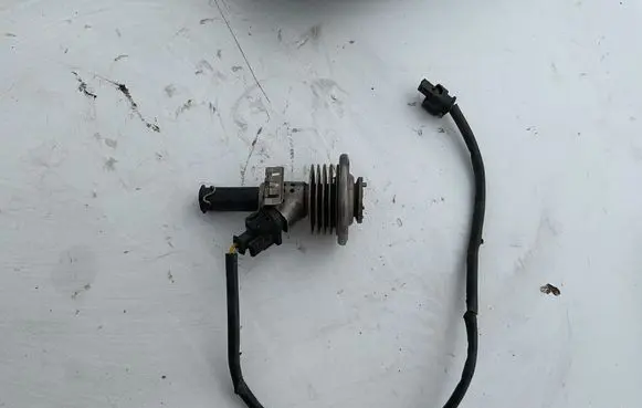 Mercedes-Benz ML W166 AdBlue injector A1644900513