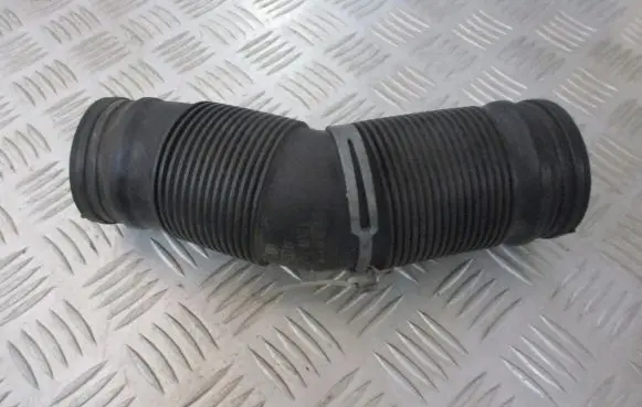 Seat Ibiza III (6L) Air intake hose/pipe 6Q0129684C