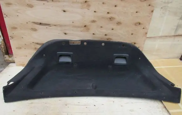 Mercedes-Benz CLS C219 Tailgate trim A2196900541