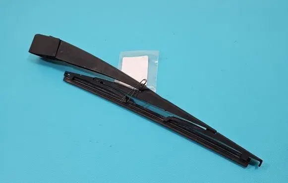 Peugeot 3008 II Rear wiper blade IMPRK1497464