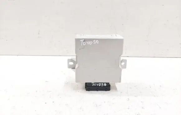 Toyota Corolla Verso E121 Window wiper relay 150696