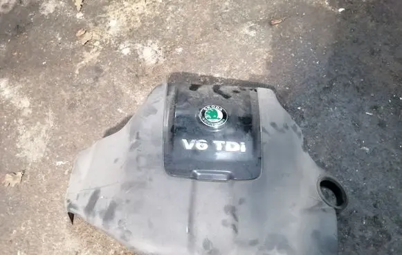 Skoda Superb B5 (3U) Engine cover (trim) 059103925L