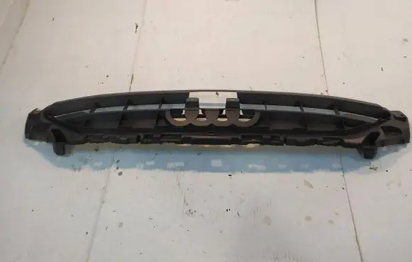 Audi A4 S4 B9 Front bumper upper radiator grill 8W0807233C