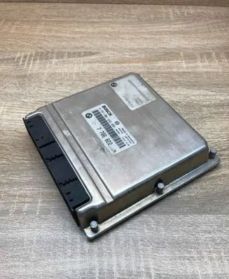 BMW 7 E38 Engine control unit/module ECU 7786822 0281001843