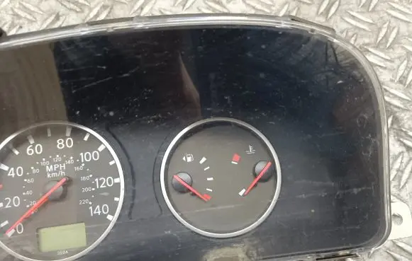 Nissan X-Trail T30 Speedometer (instrument cluster)
