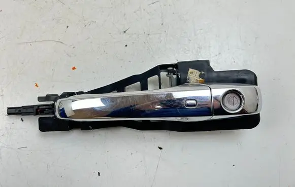 Jeep Grand Cherokee Front door exterior handle 04589887AD