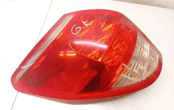 Toyota RAV 4 (XA30) Rear/tail lights 