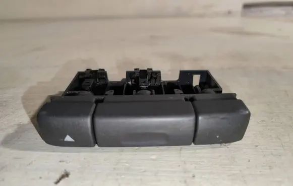 Other switches/knobs/shifts