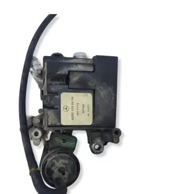 Mercedes-Benz E W210 Electric engine pre-heating system (optional) A0001590504 99T280 9674748