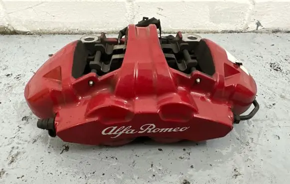 Alfa Romeo Stelvio Front brake caliper
