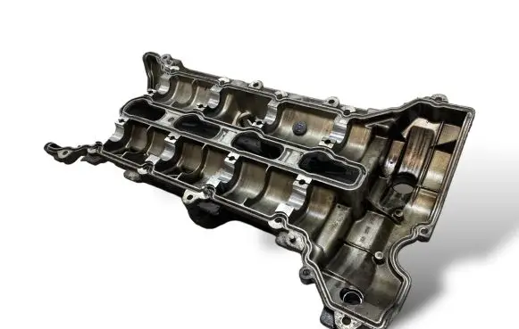Mercedes-Benz A W169 Rocker cam cover A6400100667 15408502 A6400160605